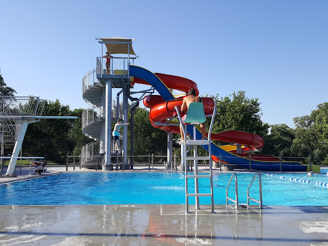 Aurora Parkview Swimming Pool