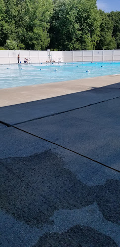 Beach Memorial Pool