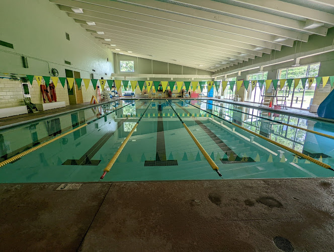 Benyaurd Indoor Pool