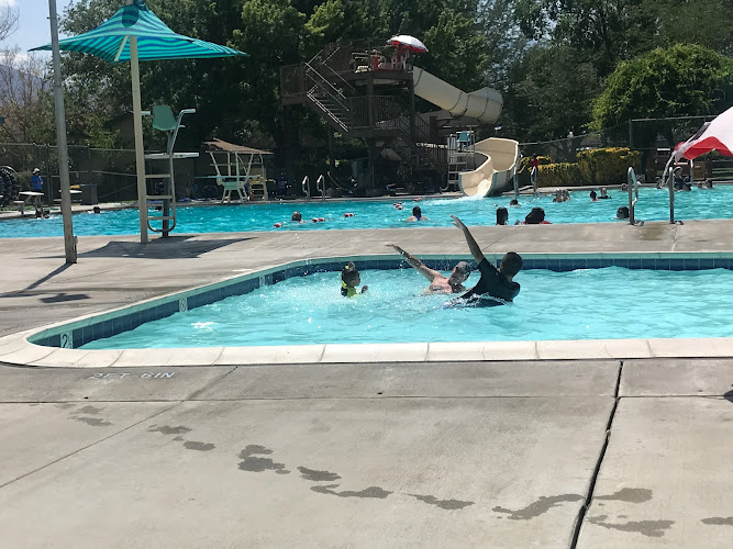 Bishop City Park Pool