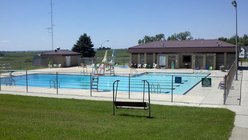 Calmar City Swimming Pool