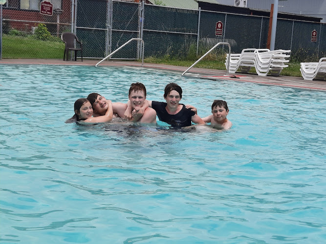 Carlton Swimming Pool