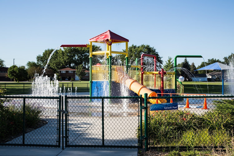 Centennial Park Pool and Splash Pad