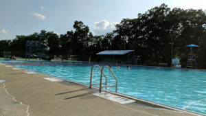 Christmas Run Pool