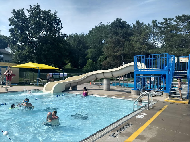Deer Ridge Swimming Pool