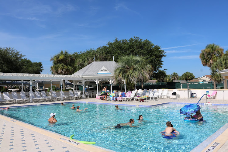 El Santiago Pool & Recreation Center