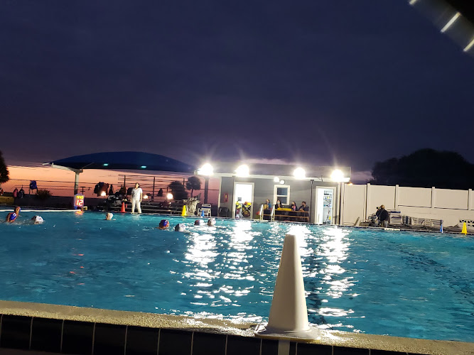 Farnsworth Pool
