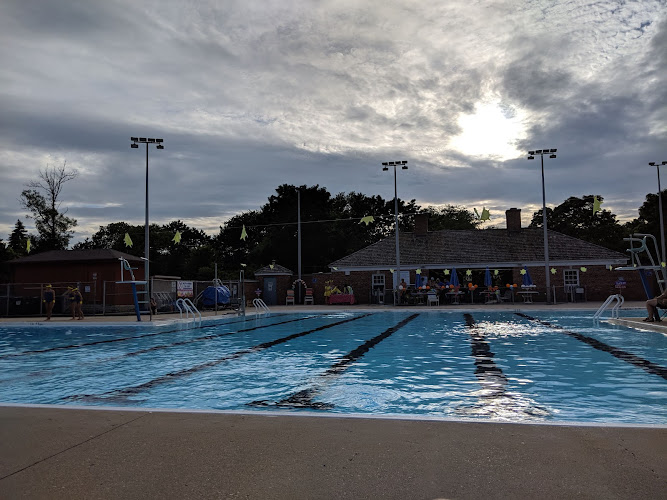 Fox Point Pool