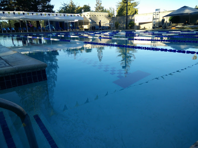 Fruitridge Aquatic Center