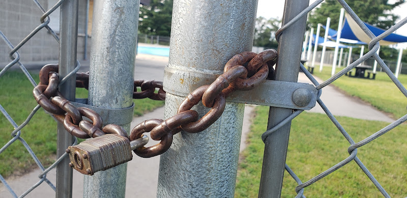 Gates Swimming Pool