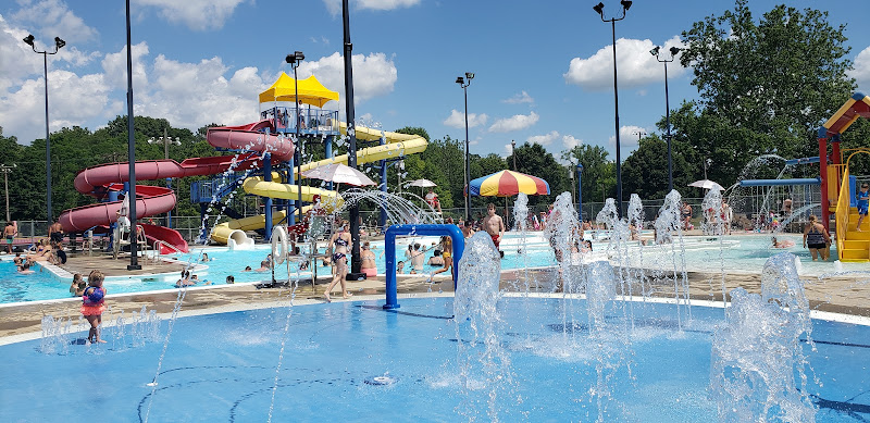 Gill Family Aquatic Center