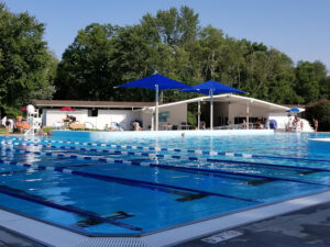 Ginty Pool