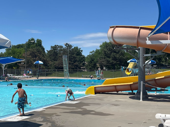 Gladstone Municipal Pool