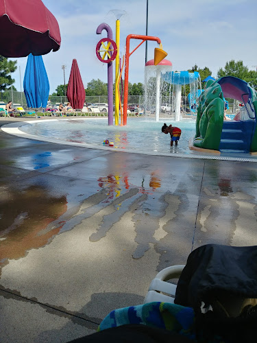 Glencoe Aquatic Center Pool