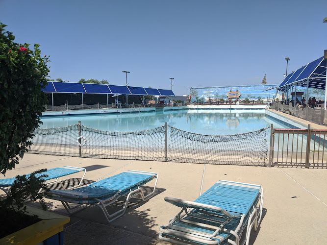 Golfland Sunsplash Wave Pool