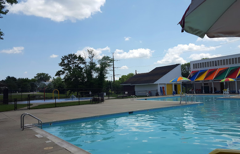 Goslee Swimming Pool