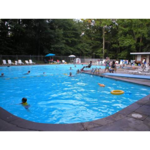 Green Acres – Crestwood Pool