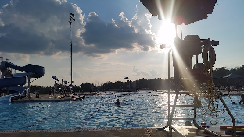 Hampton Community Swimming Pool