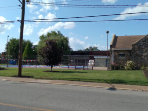 Helfrich Park Public Pool