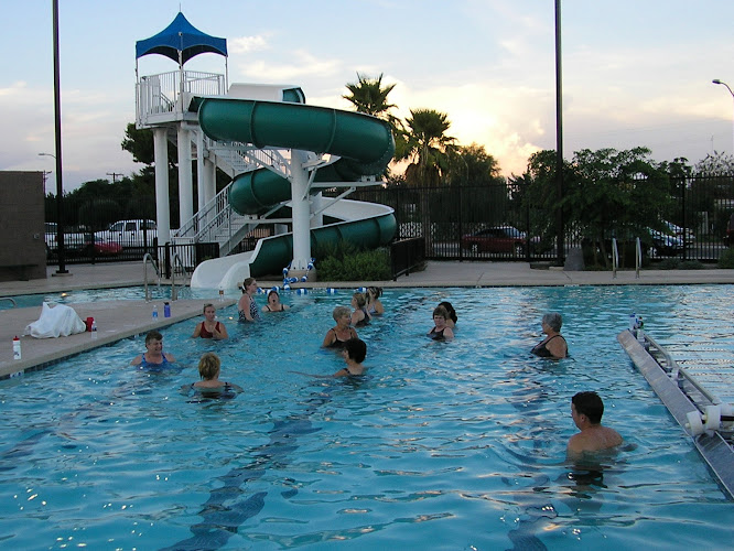 Hollyhock Community Pool
