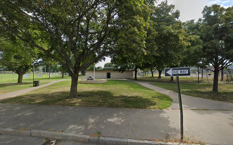 Hunt Memorial Pool