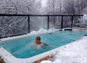 Jacuzzi Premium and Hydropool Swim Spas