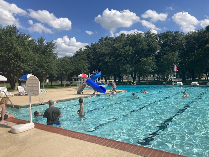 Jersey Village Clark Henry Pool