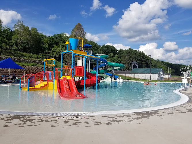 Kaiser Pool