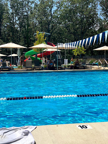Kenneth R. Dunn Municipal Pool at Truxtun Park