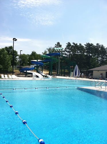 La Crescent Aquatic Center & Swimming Pool