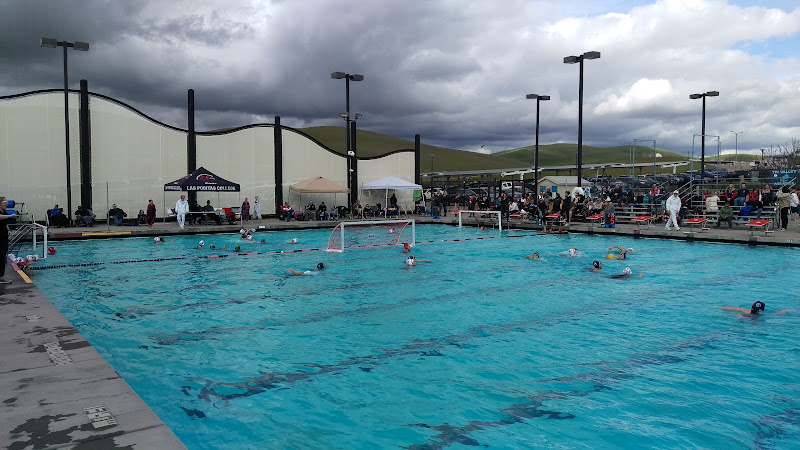 Las Positas College Swimming Pool