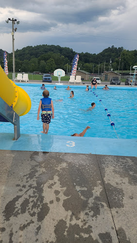 Leeman Field Pool