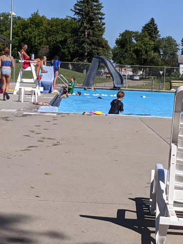 Leistikow Park Outdoor Swimming Pool