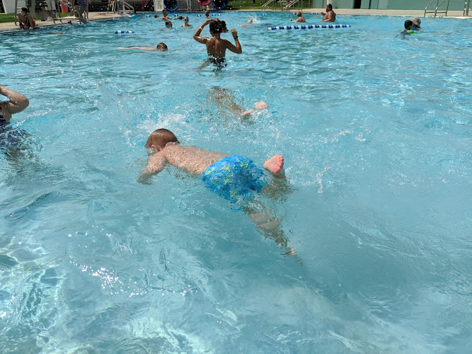 Leola Community Pool