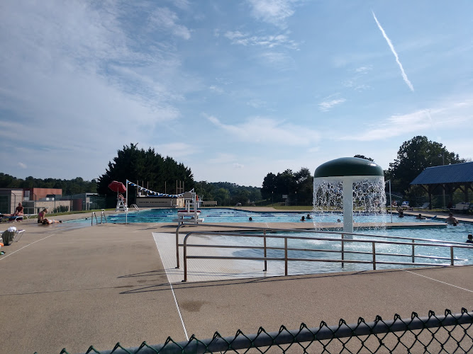 Lexington Municipal Pool