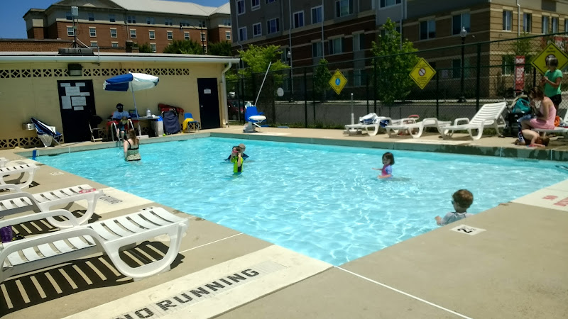 Lincoln Capper Pool