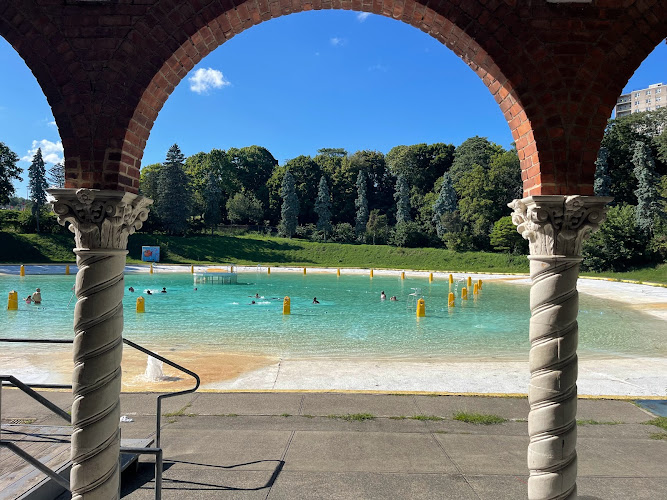 Lincoln Park Pool