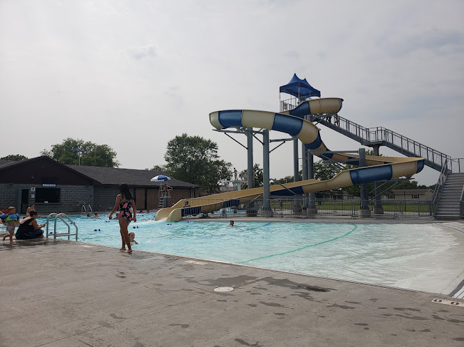 Lincoln Pool