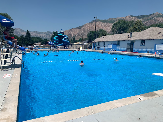 Lorin Farr Community Pool