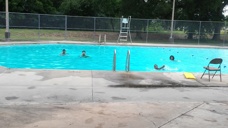 M L King Swimming Pool
