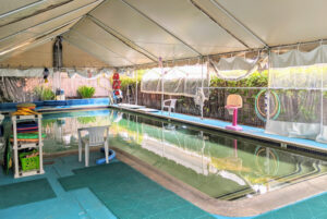 Maki Swim School