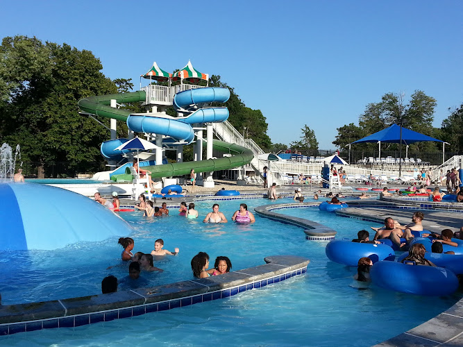 Manhattan City Park Swimming Pool