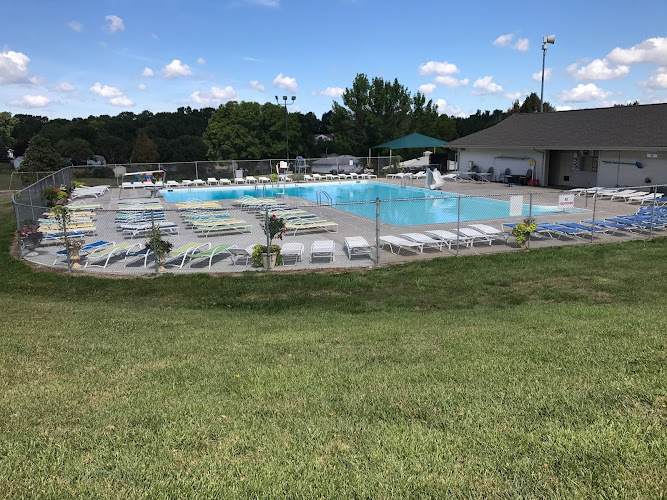 Meadows Swimming Pool
