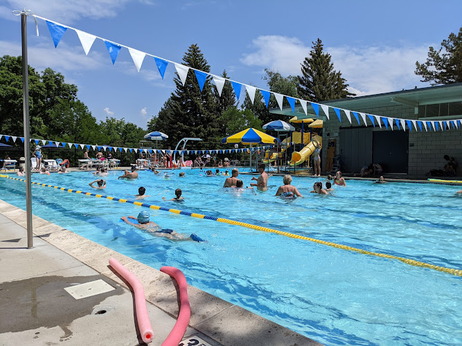 Memory Square Outdoor Pool