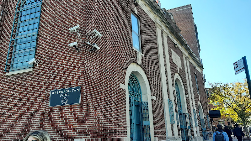 Metropolitan Swimming Pool