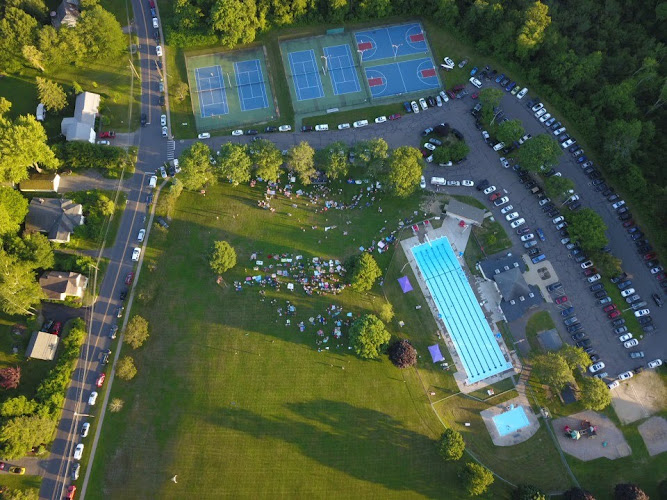 Mills Pond Pool House