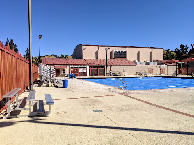 Monte Vista Swimming Pool
