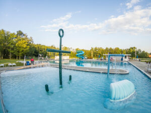 Oakcrest Community Pool
