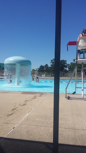 Ottawa Memorial Swimming Pool