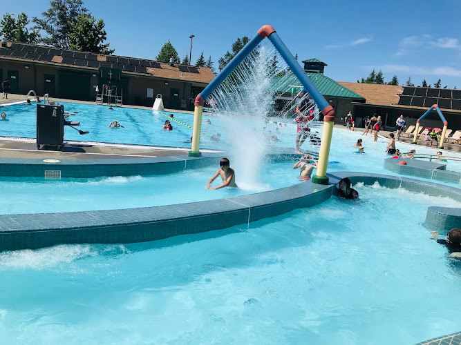 Pool at Stewart Heights Park